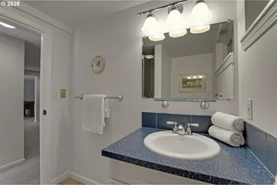 130 NW 101st Ave, Portland, OR 97229 - Photo 27