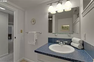 130 NW 101st Ave, Portland, OR 97229 - Photo 27