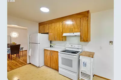 2207 Oregon Ct, Woodburn, OR 97071 - Photo 11