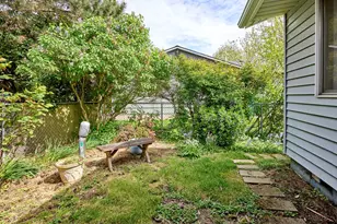 2207 Oregon Ct, Woodburn, OR 97071 - Photo 29
