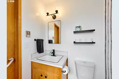 2207 Oregon Ct, Woodburn, OR 97071 - Photo 17