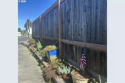 15765 Highway 101S #14, Brookings, OR 97415 - Photo 19