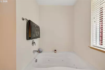 6660 Alvord Alley Rd, Grand Ronde, OR 97347 - Photo 23