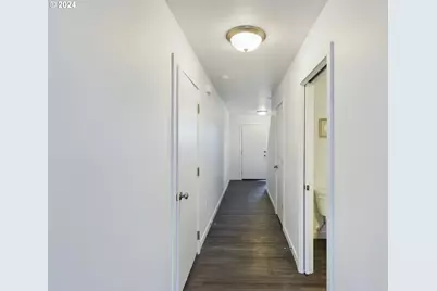 221 Merrick Ave, Umatilla, OR 97882 - Photo 5