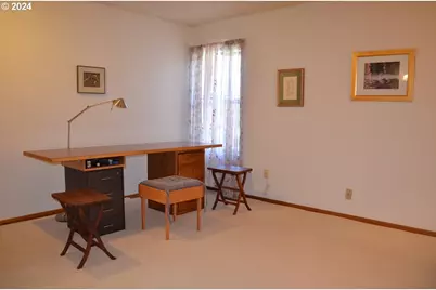 13846 NW 10th Ct #c, Vancouver, WA 98685 - Photo 11