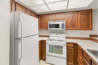 14720 SW Grayling Ln, Beaverton, OR 97007 - Photo 13