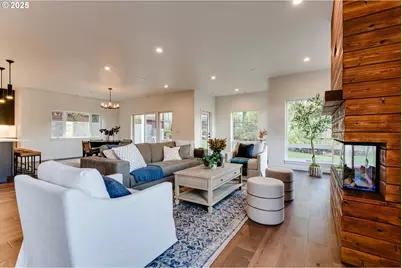 2240 W 25th Pl, Eugene, OR 97405 - Photo 19