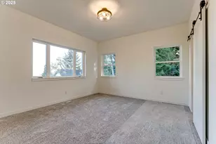 2240 W 25th Pl, Eugene, OR 97405 - Photo 35