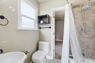 5431 SE Flavel St, Portland, OR 97206 - Photo 17