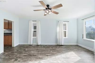 5431 SE Flavel St, Portland, OR 97206 - Photo 7