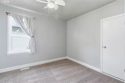 5431 SE Flavel St, Portland, OR 97206 - Photo 19