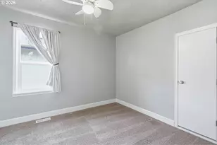 5431 SE Flavel St, Portland, OR 97206 - Photo 19