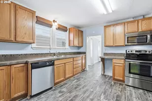 5431 SE Flavel St, Portland, OR 97206 - Photo 11