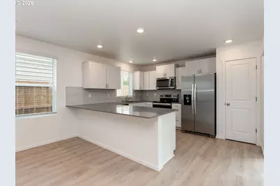 5017 NE 63rd Ave, Vancouver, WA 98661 - Photo 3