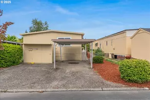 11768 SW Royal Villa Dr, Tigard, OR 97224 - Photo 1