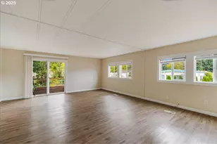 11768 SW Royal Villa Dr, Tigard, OR 97224 - Photo 7