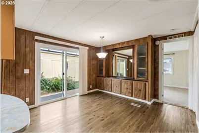 11768 SW Royal Villa Dr #124, Tigard, OR 97224 - Photo 19