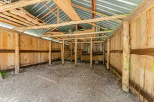 736 Ferguson Ln, Days Creek, OR 97429 - Photo 35