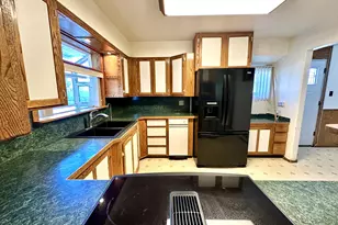 1920 Cliff St, Baker City, OR 97814 - Photo 9