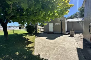 1920 Cliff St, Baker City, OR 97814 - Photo 33