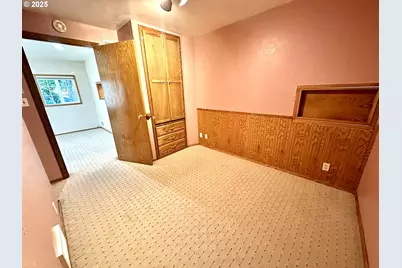 1920 Cliff St, Baker City, OR 97814 - Photo 15