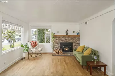 246 NW Freeman Ave, Hillsboro, OR 97124 - Photo 5