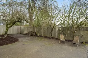 246 NW Freeman Ave, Hillsboro, OR 97124 - Photo 47