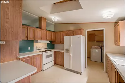 5465 Nandina St, Sweet Home, OR 97386 - Photo 17