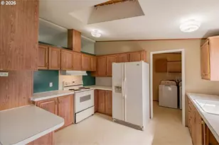 5465 Nandina St, Sweet Home, OR 97386 - Photo 17