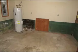 29820 Mary St, Gold Beach, OR 97444 - Photo 19