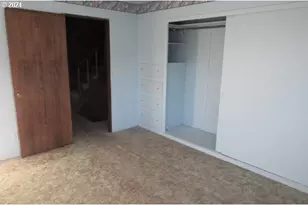 29820 Mary St, Gold Beach, OR 97444 - Photo 11