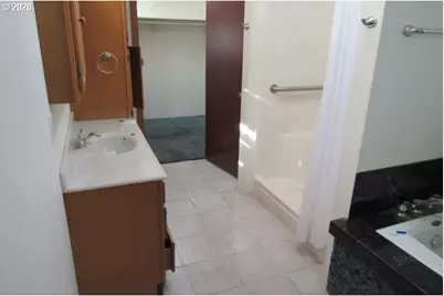 29820 Mary St, Gold Beach, OR 97444 - Photo 9
