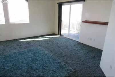 29820 Mary St, Gold Beach, OR 97444 - Photo 7