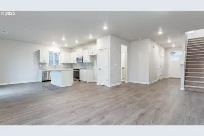 9463 SE Crystal Rose St, Happy Valley, OR 97086 - Photo 7