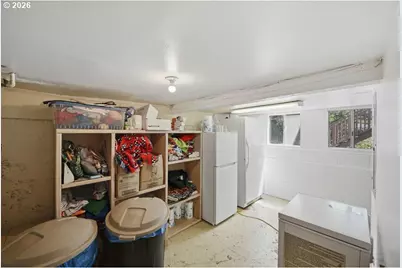 715 E 1st St, Coquille, OR 97423 - Photo 25