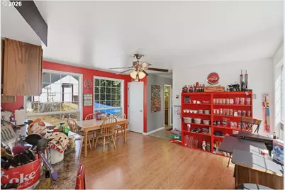 715 E 1st St, Coquille, OR 97423 - Photo 15