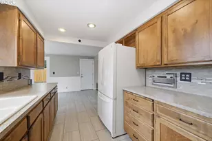 1365 Quaker St, Eugene, OR 97402 - Photo 15