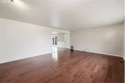 1365 Quaker St, Eugene, OR 97402 - Photo 5