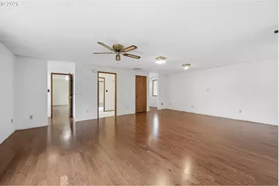 1365 Quaker St, Eugene, OR 97402 - Photo 29