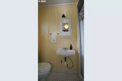 145 E Franklin Ave, Dayville, OR 97825 - Photo 35