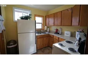 145 E Franklin Ave, Dayville, OR 97825 - Photo 27