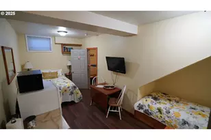 145 E Franklin Ave, Dayville, OR 97825 - Photo 11