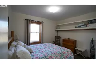 145 E Franklin Ave, Dayville, OR 97825 - Photo 23