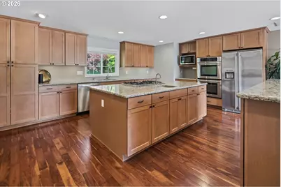31050 SW Riverwood Dr, West Linn, OR 97068 - Photo 13