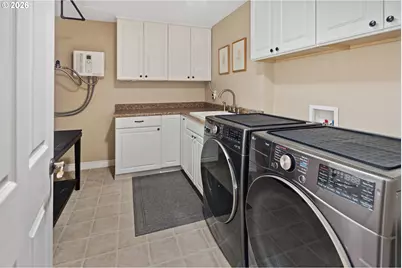 31050 SW Riverwood Dr, West Linn, OR 97068 - Photo 27