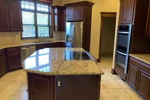 20420 SW Leonardo Ln, Beaverton, OR 97007 - Photo 5