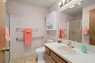 2210 NE 156th Ave, Portland, OR 97230 - Photo 15