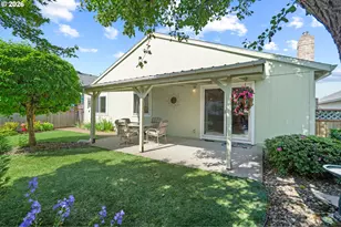 2210 NE 156th Ave, Portland, OR 97230 - Photo 21