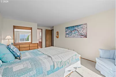 2210 NE 156th Ave, Portland, OR 97230 - Photo 13