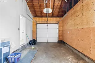 1202 NE A St, Grants Pass, OR 97526 - Photo 15